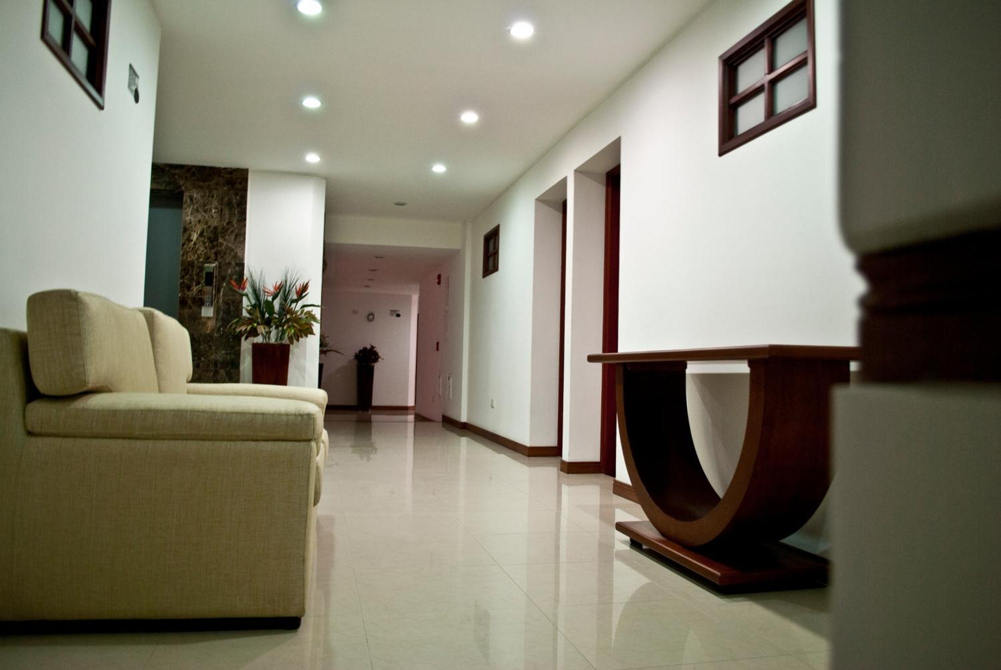 Blu Inn Hotel Богота Экстерьер фото