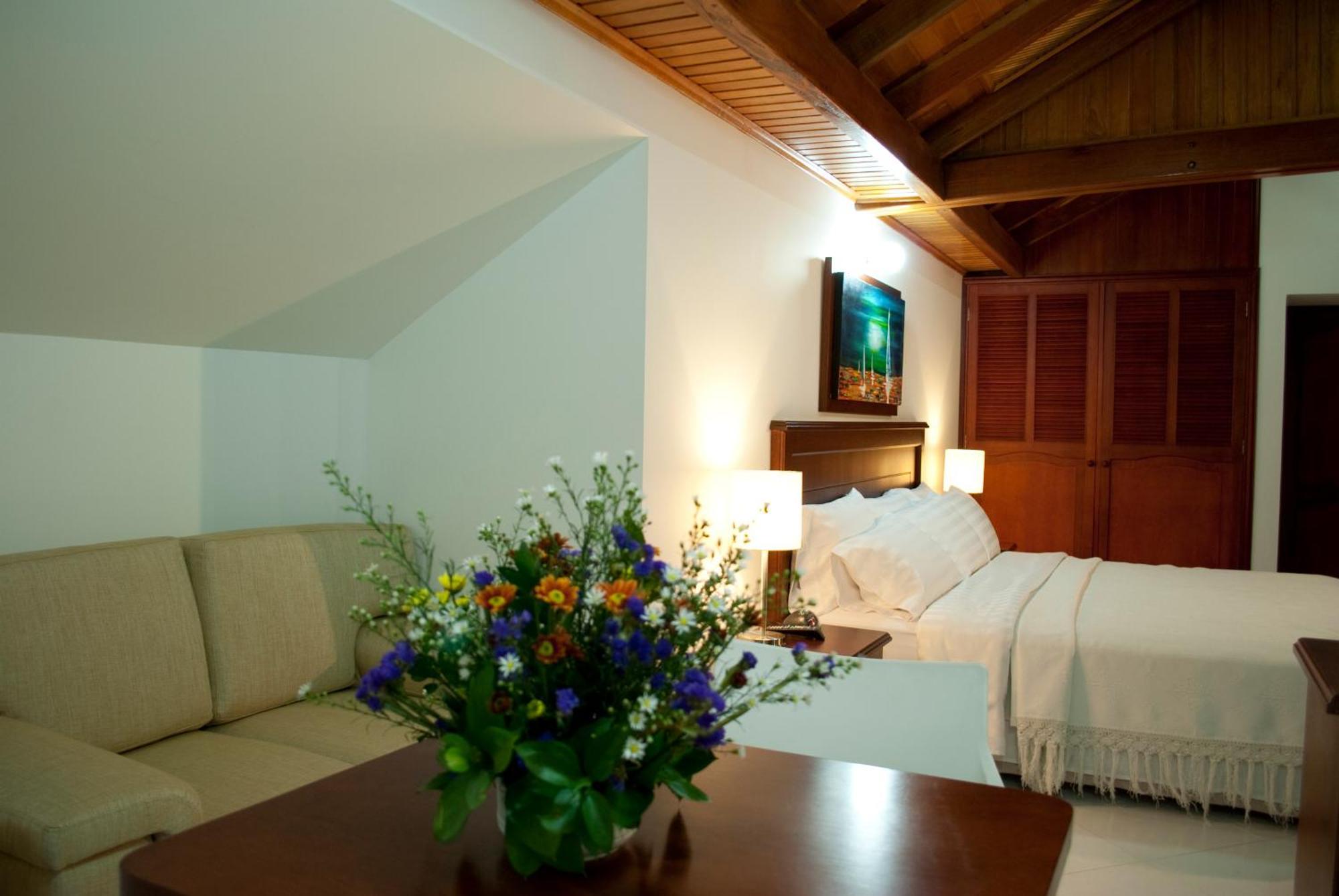 Blu Inn Hotel Богота Экстерьер фото